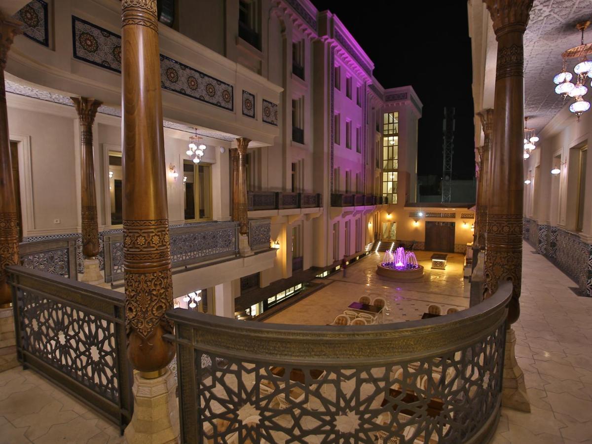 Paradise Plaza Luxury Hotel Buchara Buitenkant foto