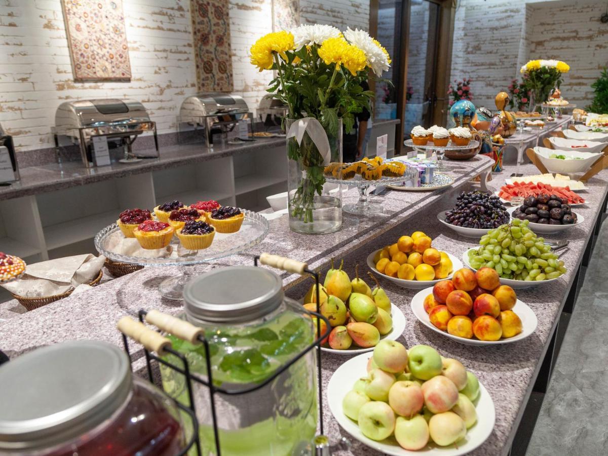 Paradise Plaza Luxury Hotel Buchara Buitenkant foto